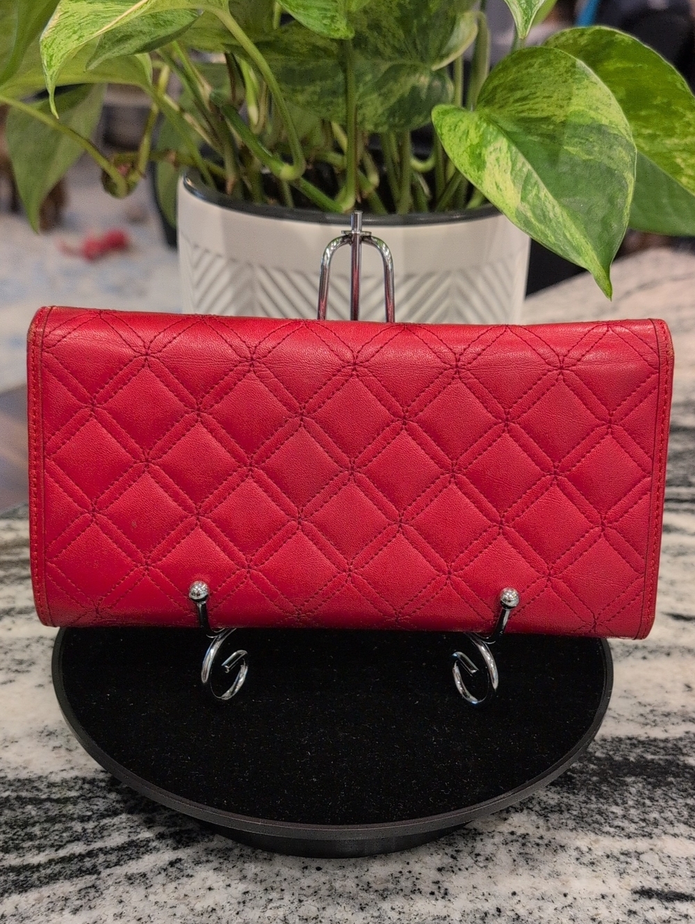 MCM Quilted Leather Trifold Wallet w/COA - Picture 2 of 16